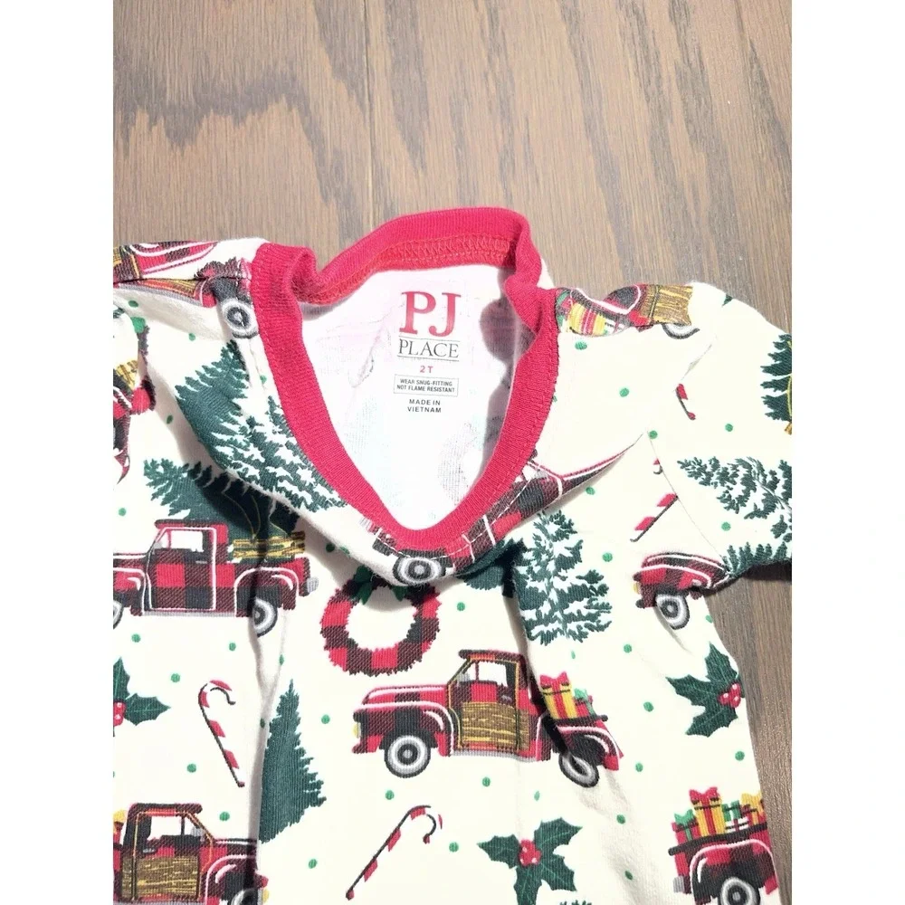PJ Place 2T Christmas Pajama Set‎ Christmas Tree Truck Candy Cane Wreath